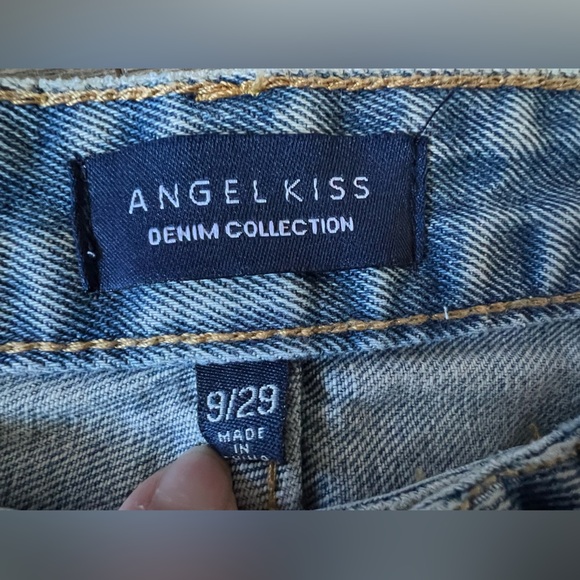 Angel Kiss 100% Cotton Distressed Subtle Acid Wash Jean Shorts Size 9 / 29 NWOT! - Picture 6 of 7